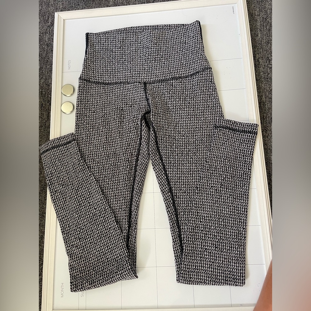 Lululemon Wonder Under long leggings - black/white print